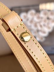 LV Wallet On Chain Ivy Bag - Image 5