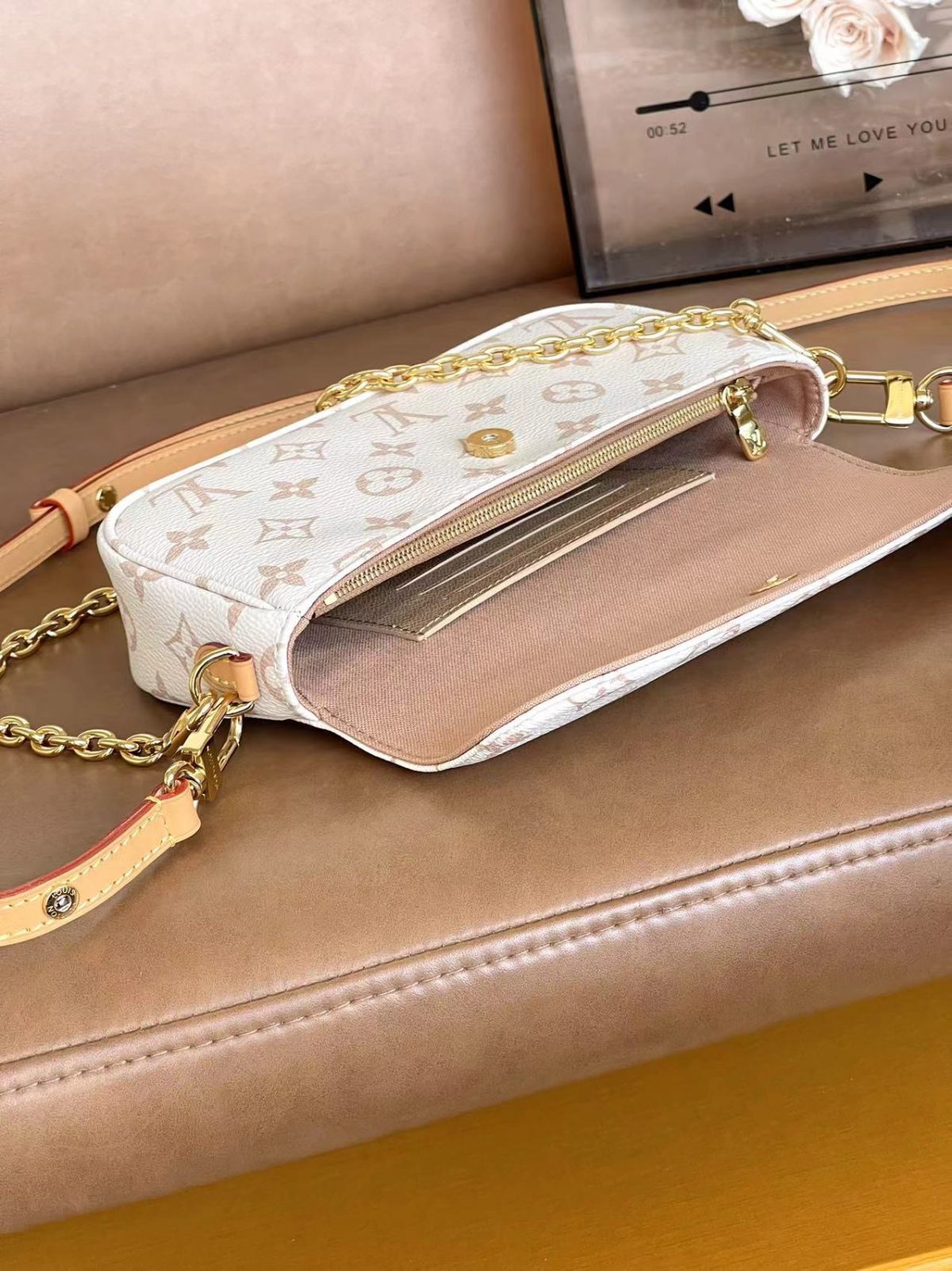 LV Wallet On Chain Ivy Bag - Image 7