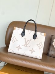 LV Onthego MM Bag - Image 2