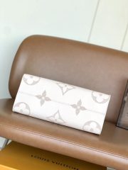 LV Onthego MM Bag - Image 4