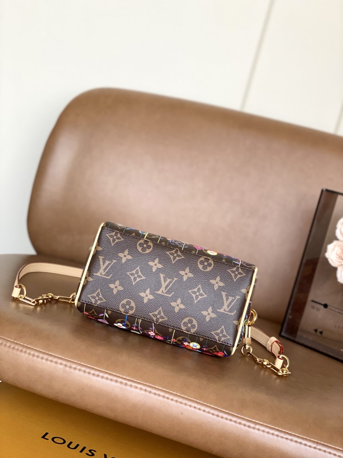 LV Speedy Bandouliere 20 - Image 4