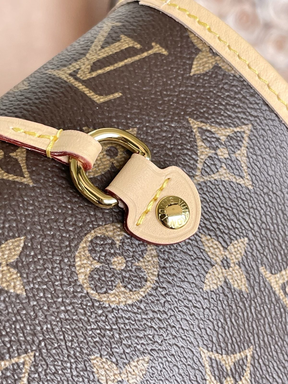 LV Neverfull MM Bag - Image 5