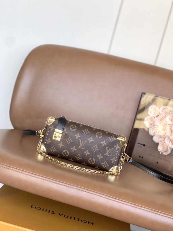 LV Slim Trunk