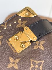 LV Slim Trunk - Image 4