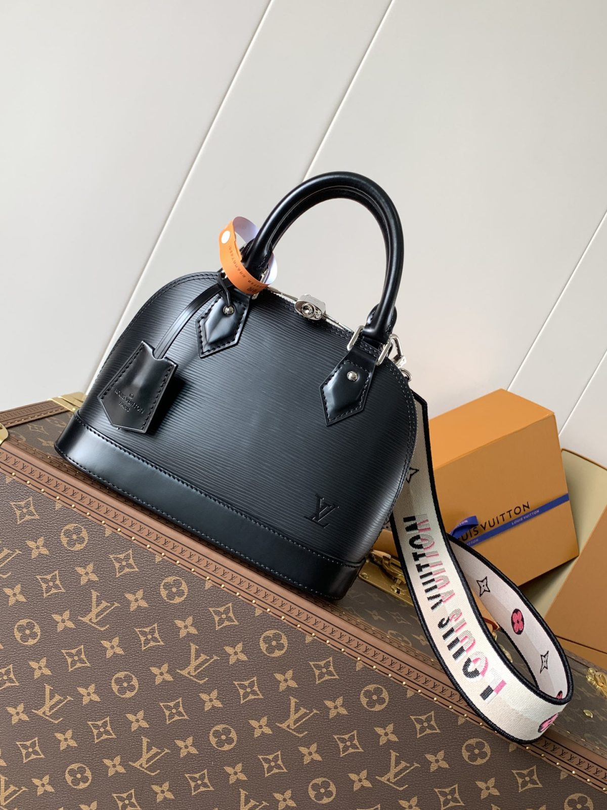 LV Alma BB - Image 1
