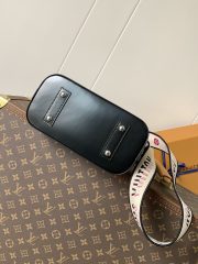 LV Alma BB - Image 5