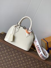 LV Alma BB