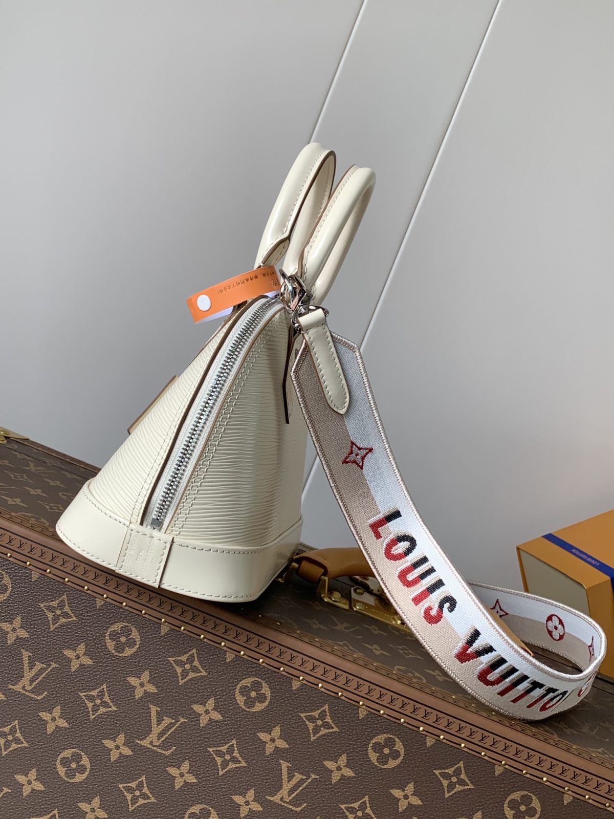 LV Alma BB - Image 5