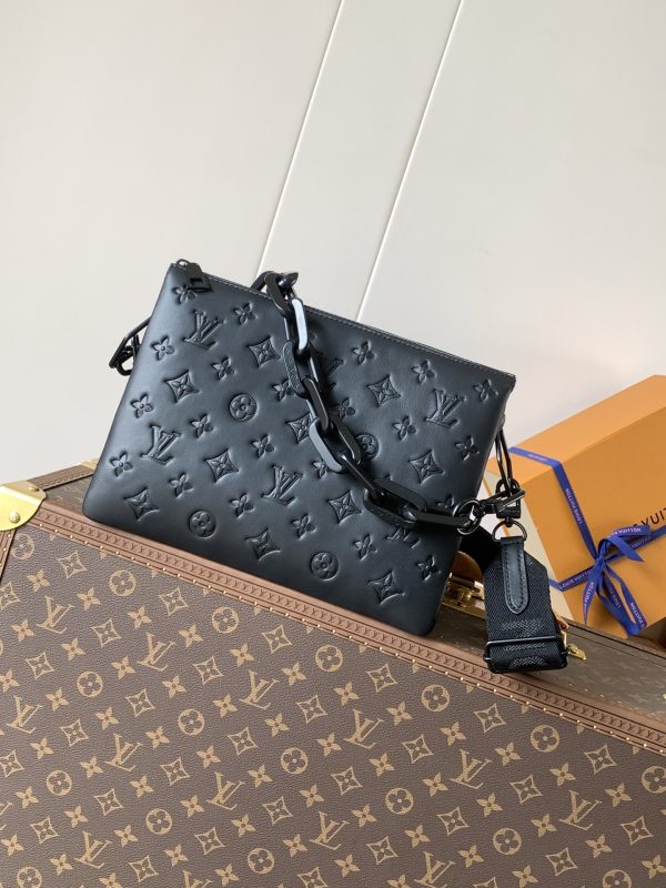 LV Coussin