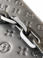 LV Coussin - Image 4