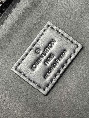LV Coussin - Image 9