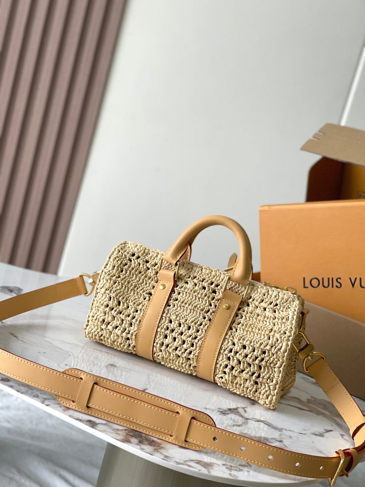 LV Keepall Bandoulière 25 - Image 2