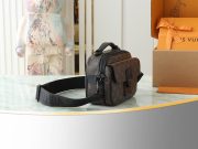 LV S Lock Messenger - Image 4
