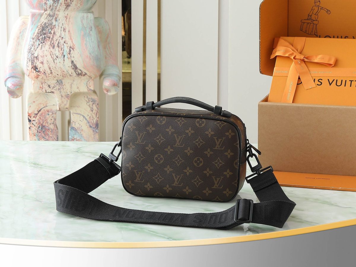 LV S Lock Messenger - Image 2