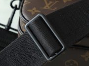 LV S Lock Messenger - Image 10