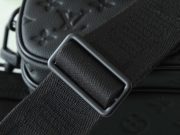 LV S Lock Messenger - Image 12