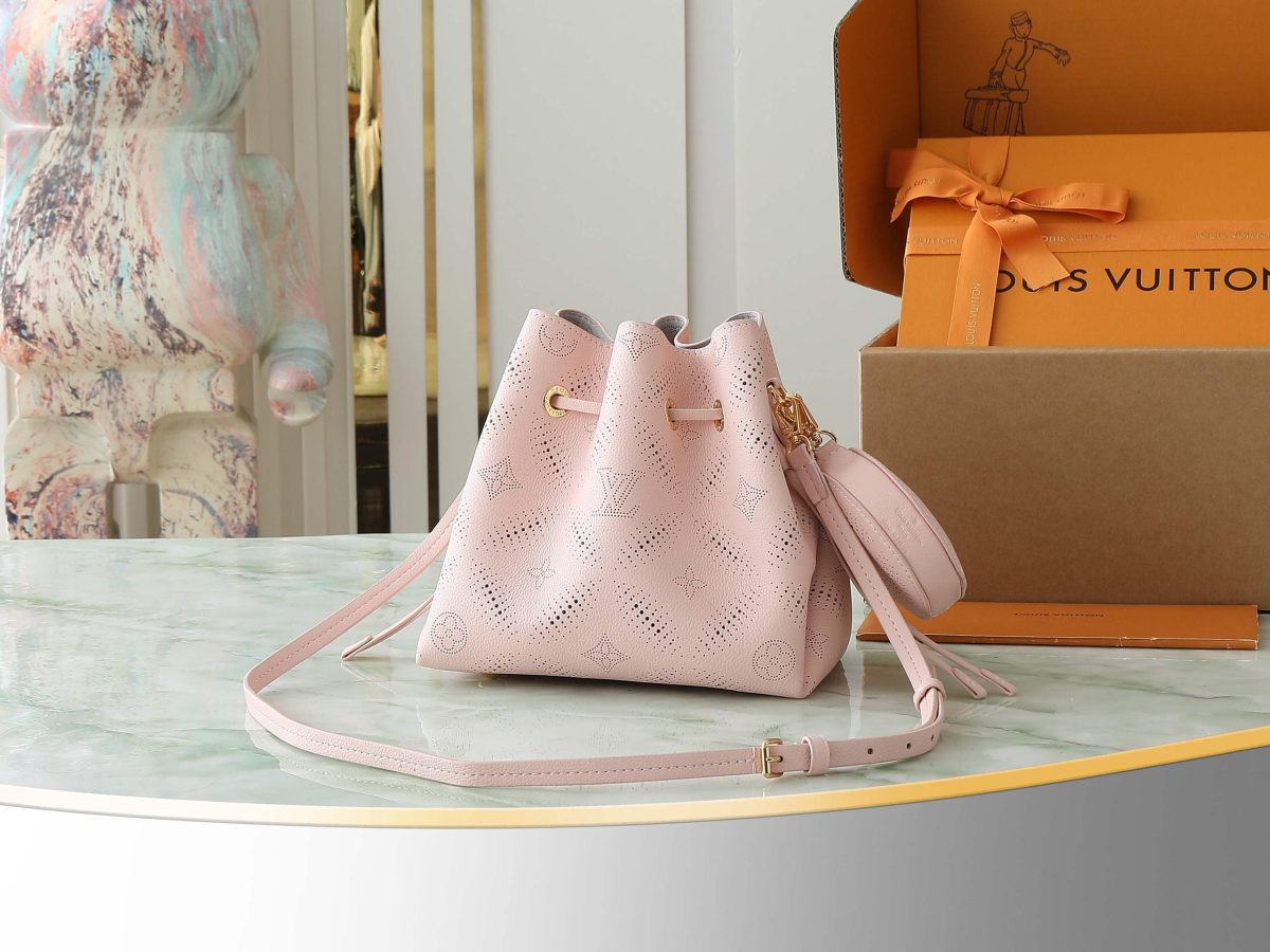LV Bella Bucket Bag - Image 2