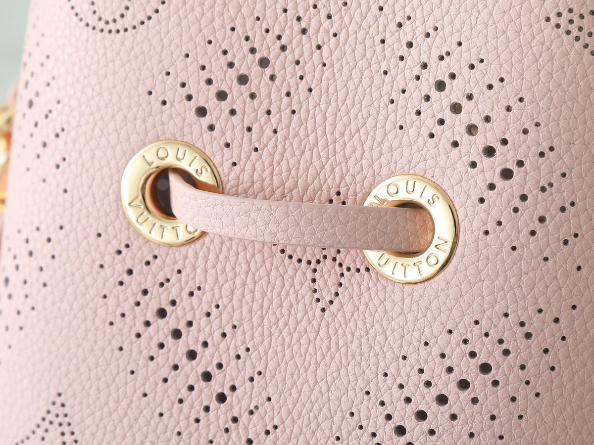 LV Bella Bucket Bag - Image 7