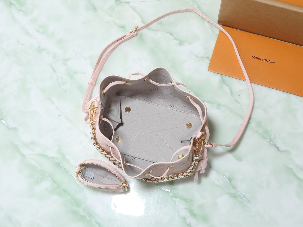 LV Bella Bucket Bag - Image 12