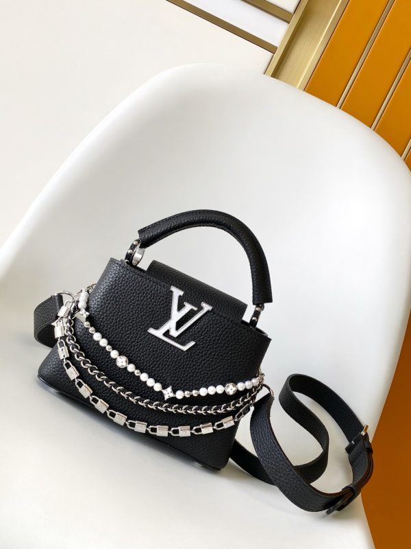 LV Capucines BB Mini