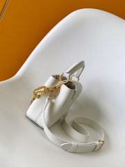 LV Capucines BB Mini - Image 3