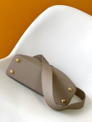 LV Capucines - Image 4