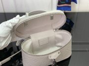 LV Vanity Chain Pouch - Image 8