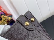 LV Onthego MM - Image 5
