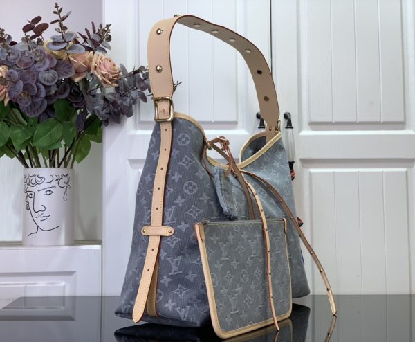 LV CarryAll MM - Image 3