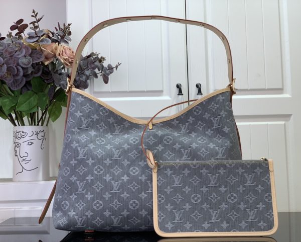 LV CarryAll MM - Image 2