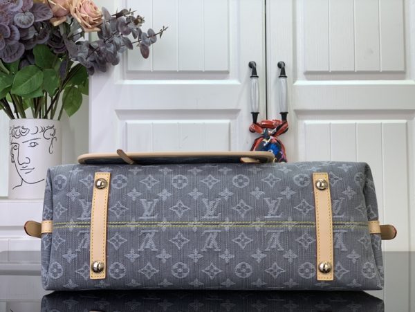 LV CarryAll MM - Image 4