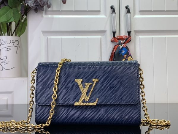 LV Pochette Louise