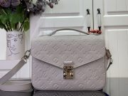 LV Pochette Métis