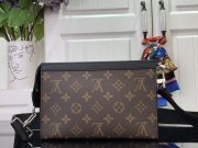 LV Gaston Wearable Wallet - Image 2