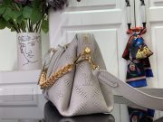LV Hand It All PM - Image 3