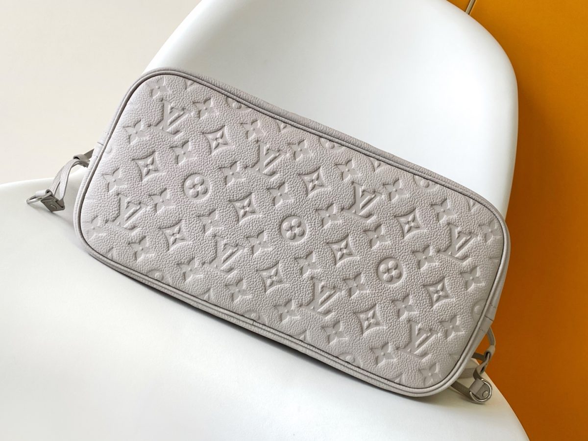 LV Neverfull MM - Image 3