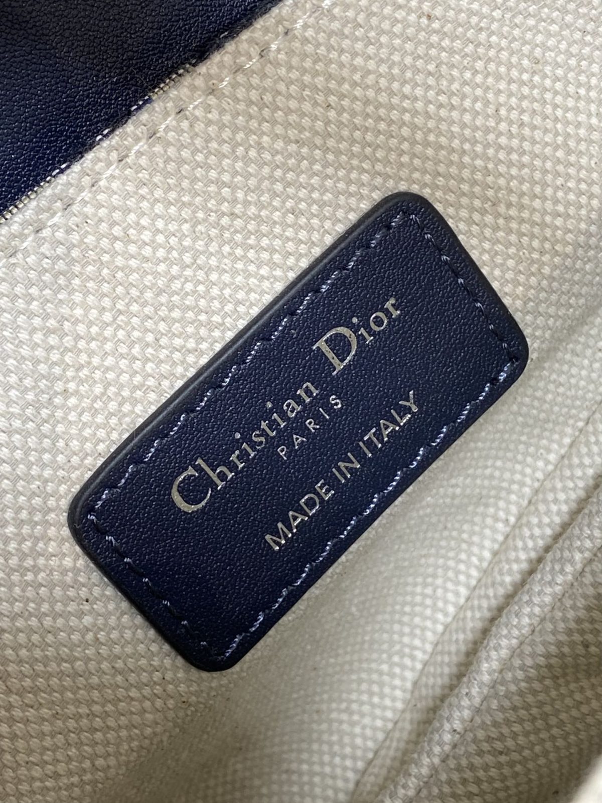 Dior Saddle Small Bag - Image 9