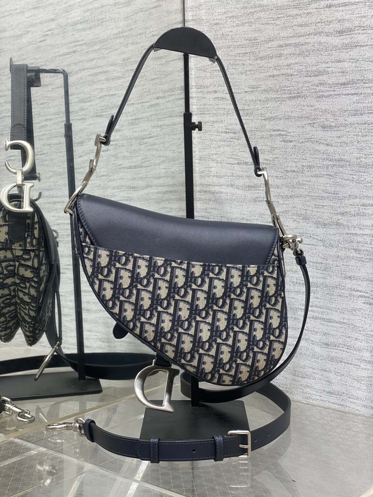 Dior Saddle Bag - Image 2