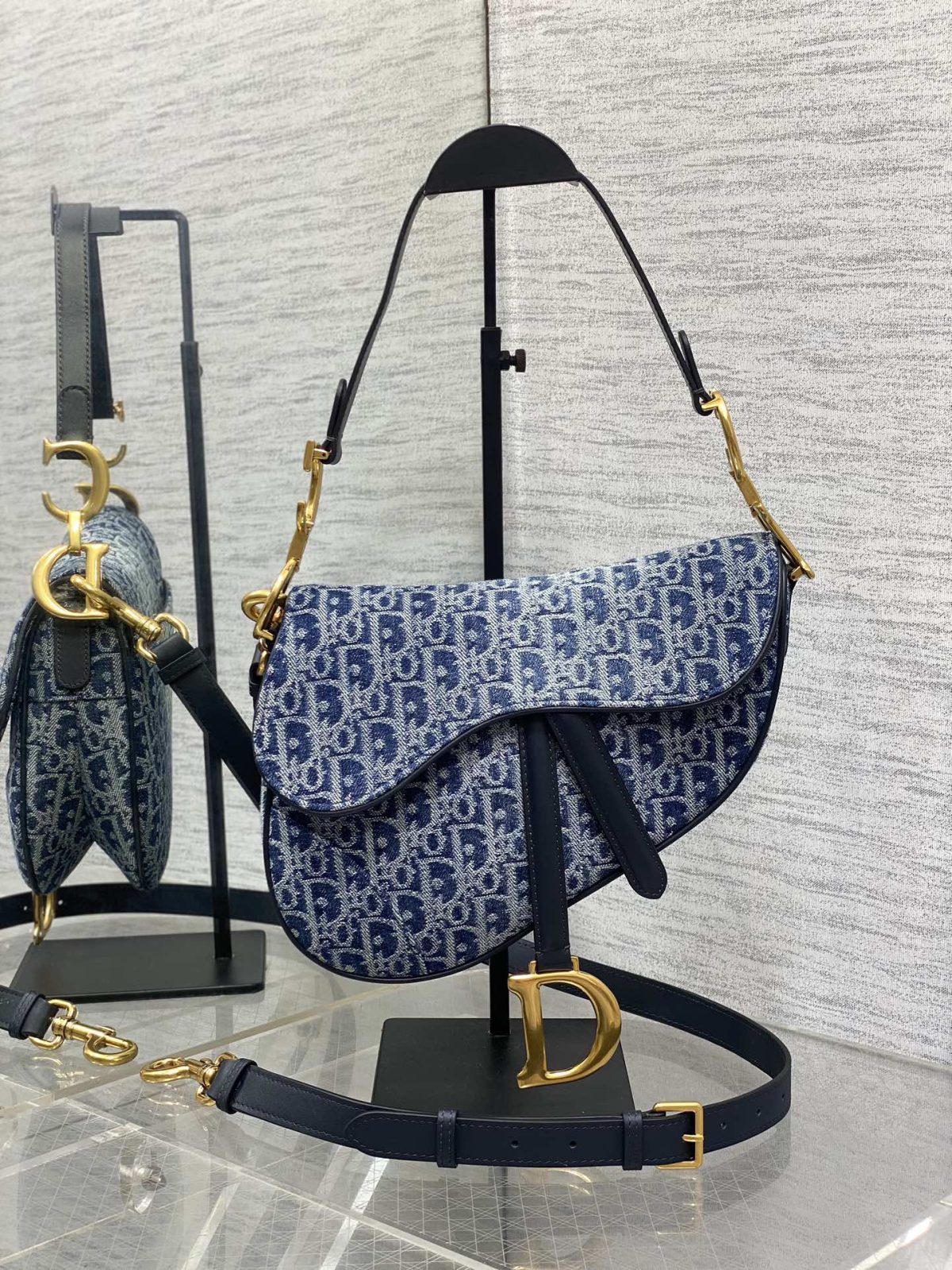 Dior Saddle Bag - Image 1