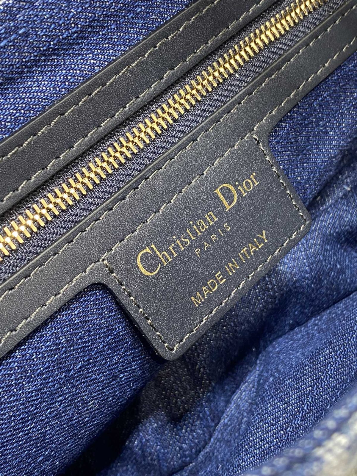 Dior Saddle Bag - Image 9