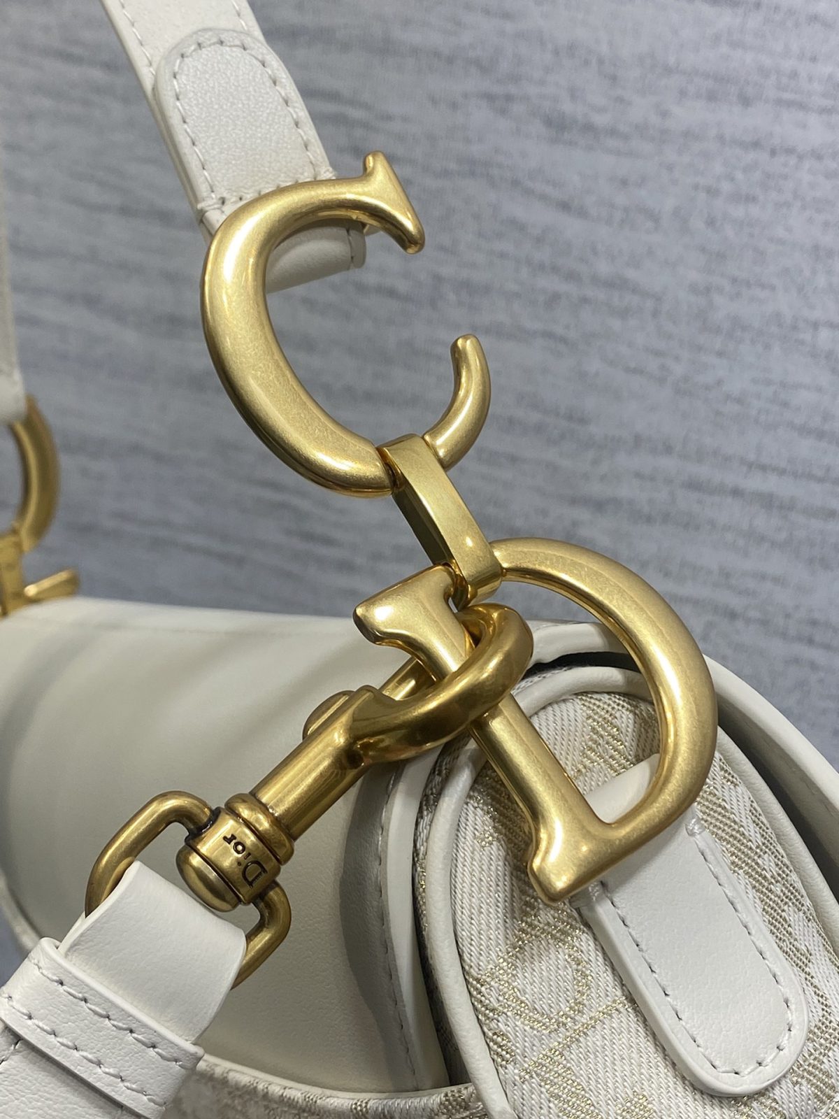 Dior Saddle Bag - Image 7