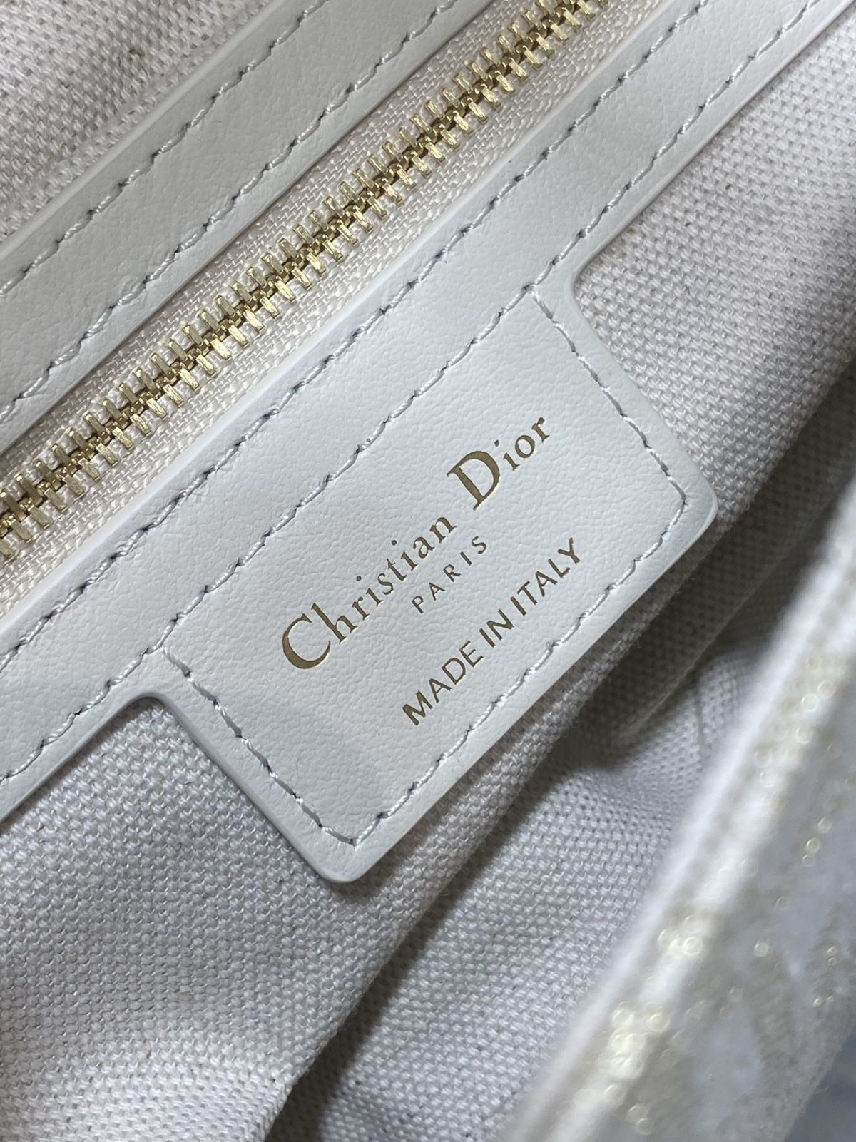 Dior Saddle Bag - Image 9