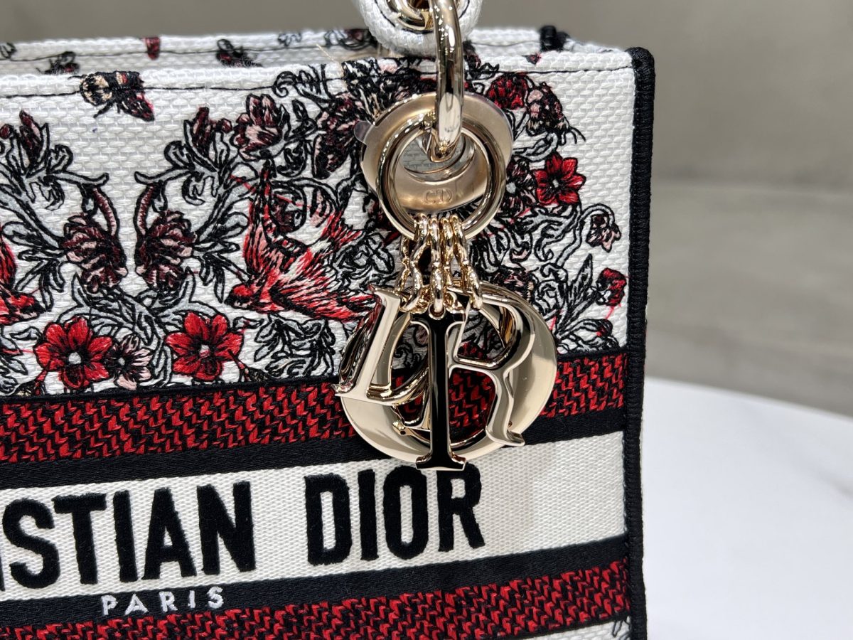 Dior Lady Handbag - Image 4