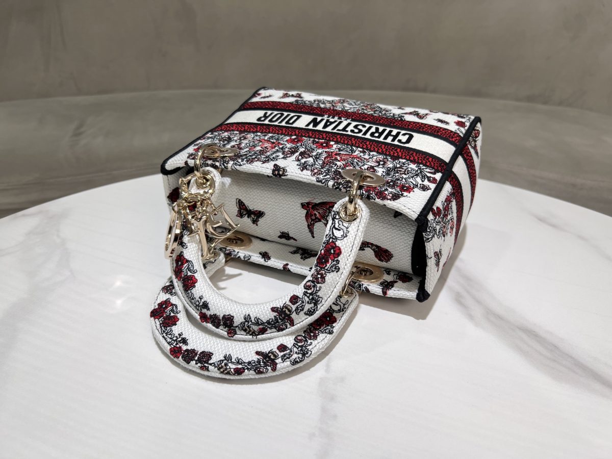 Dior Lady Handbag - Image 5