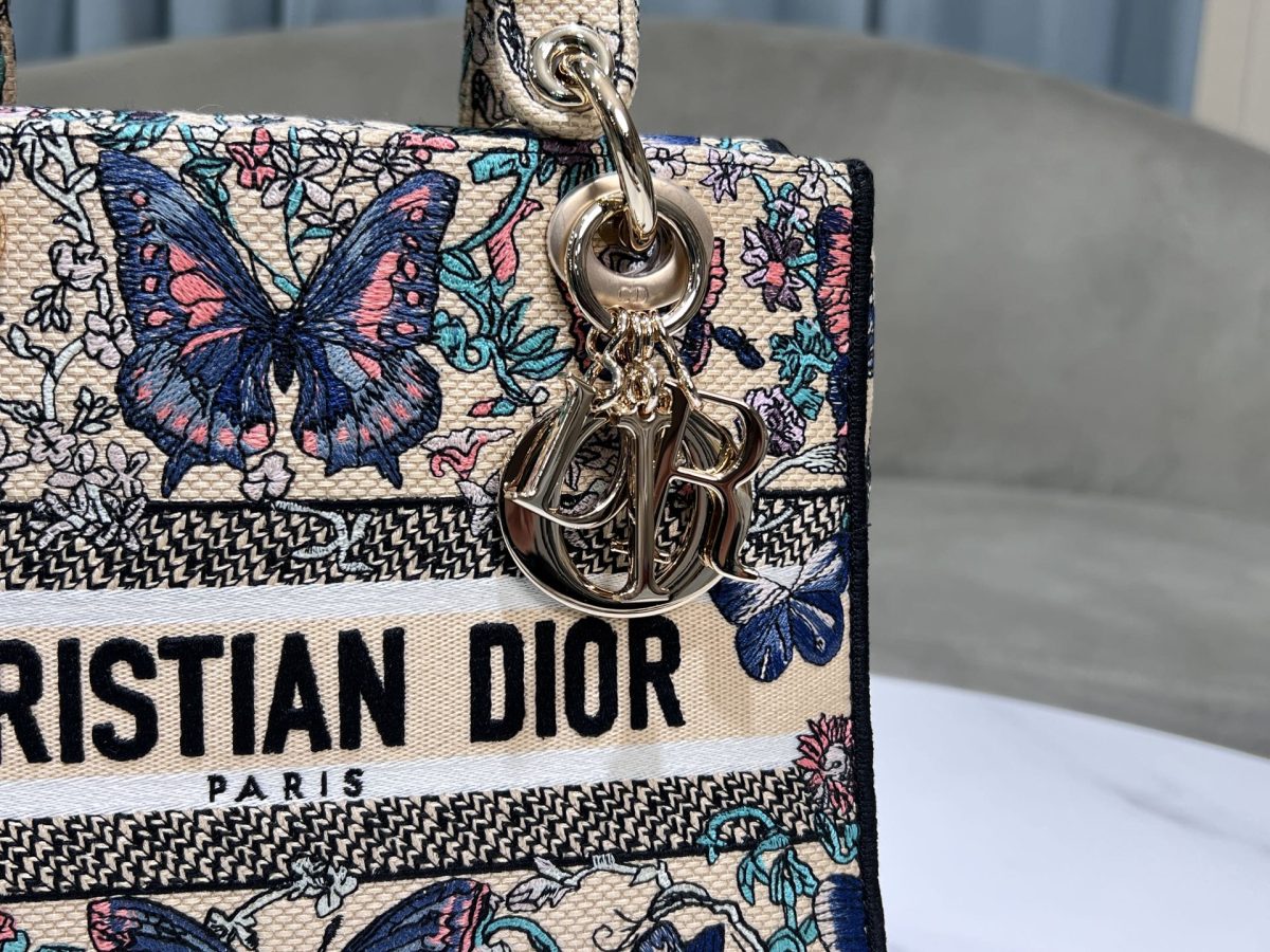 Dior Lady Handbag - Image 4