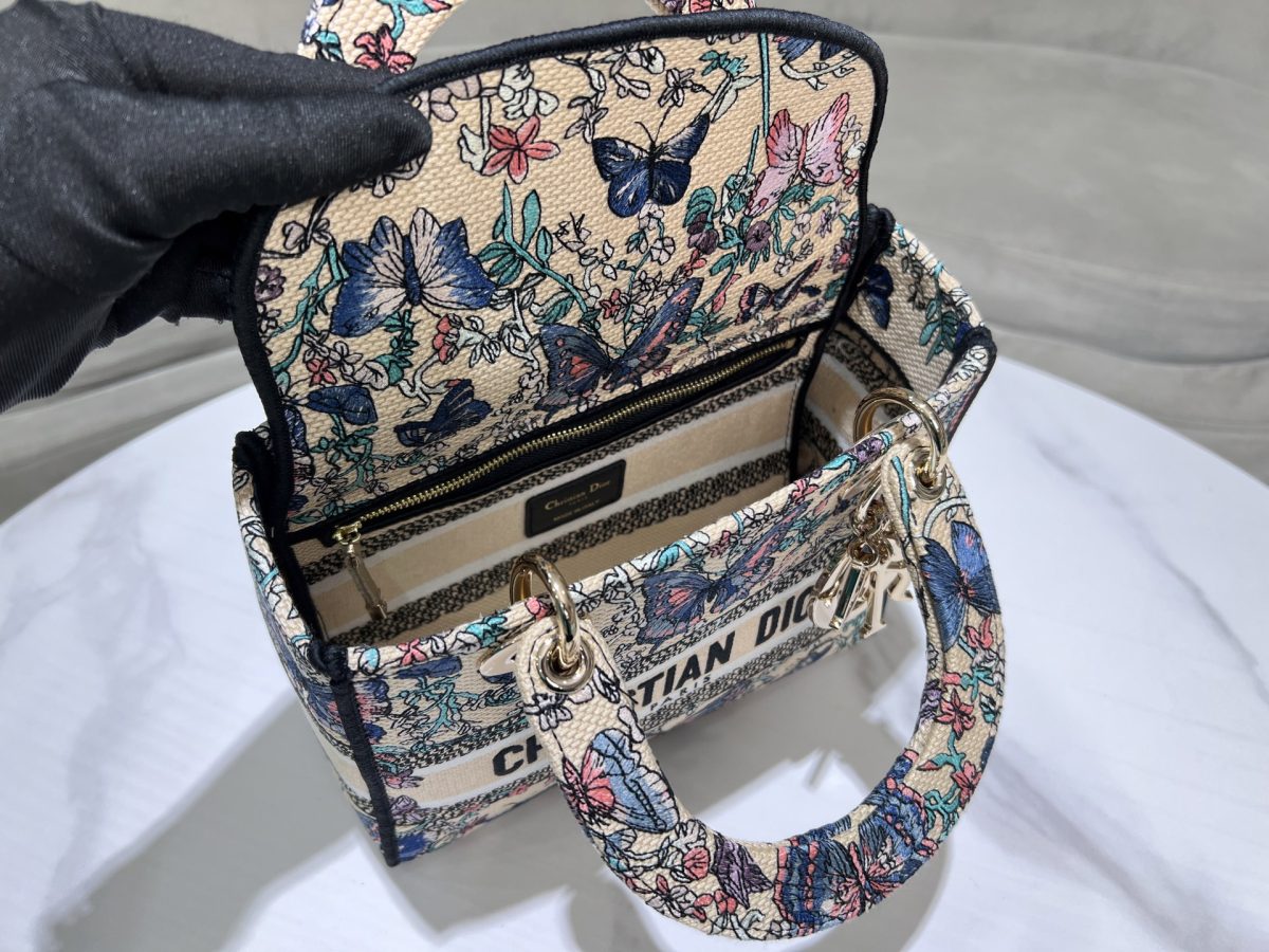Dior Lady Handbag - Image 8