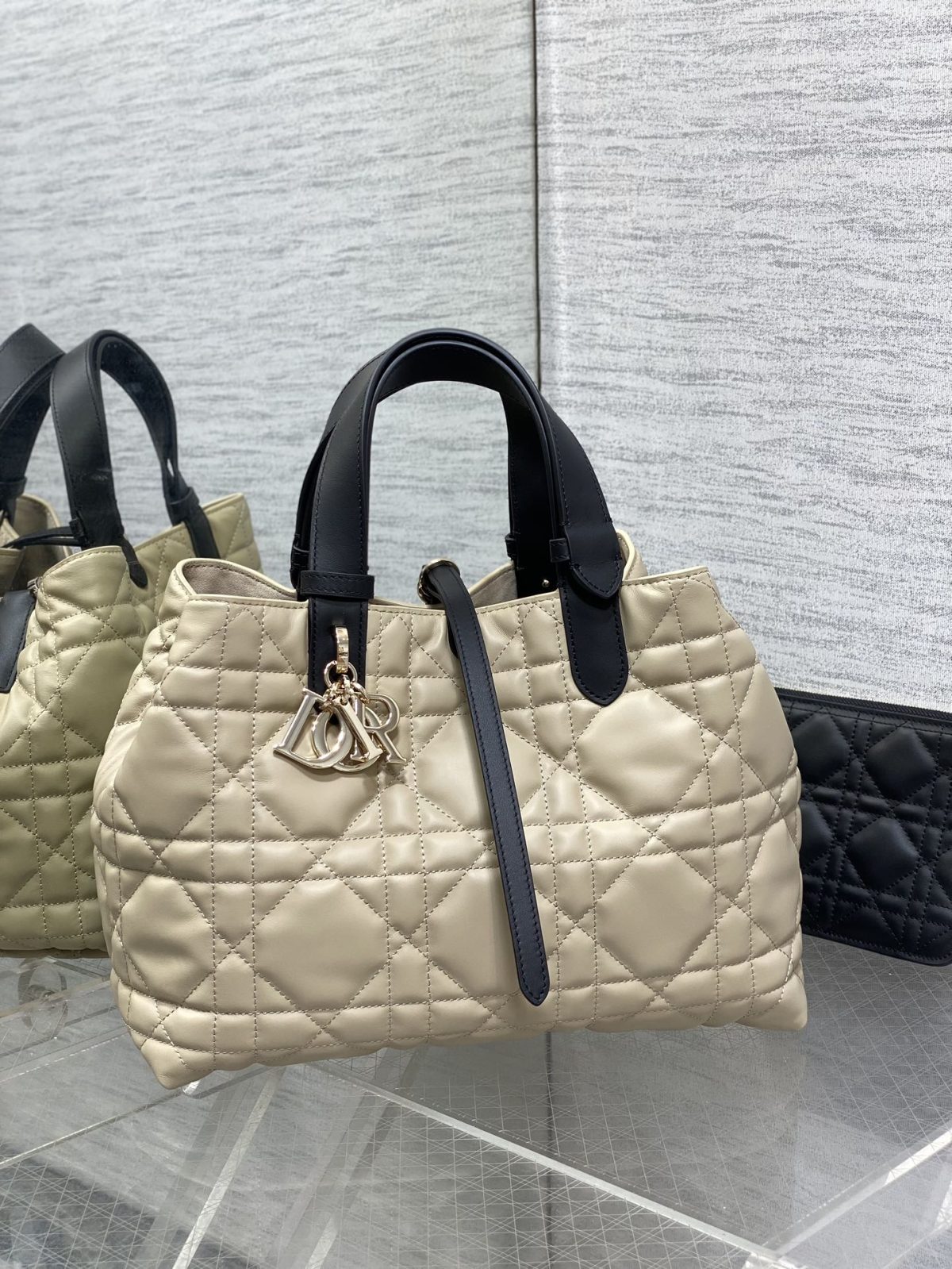 Dior Toujours Bag - Image 1
