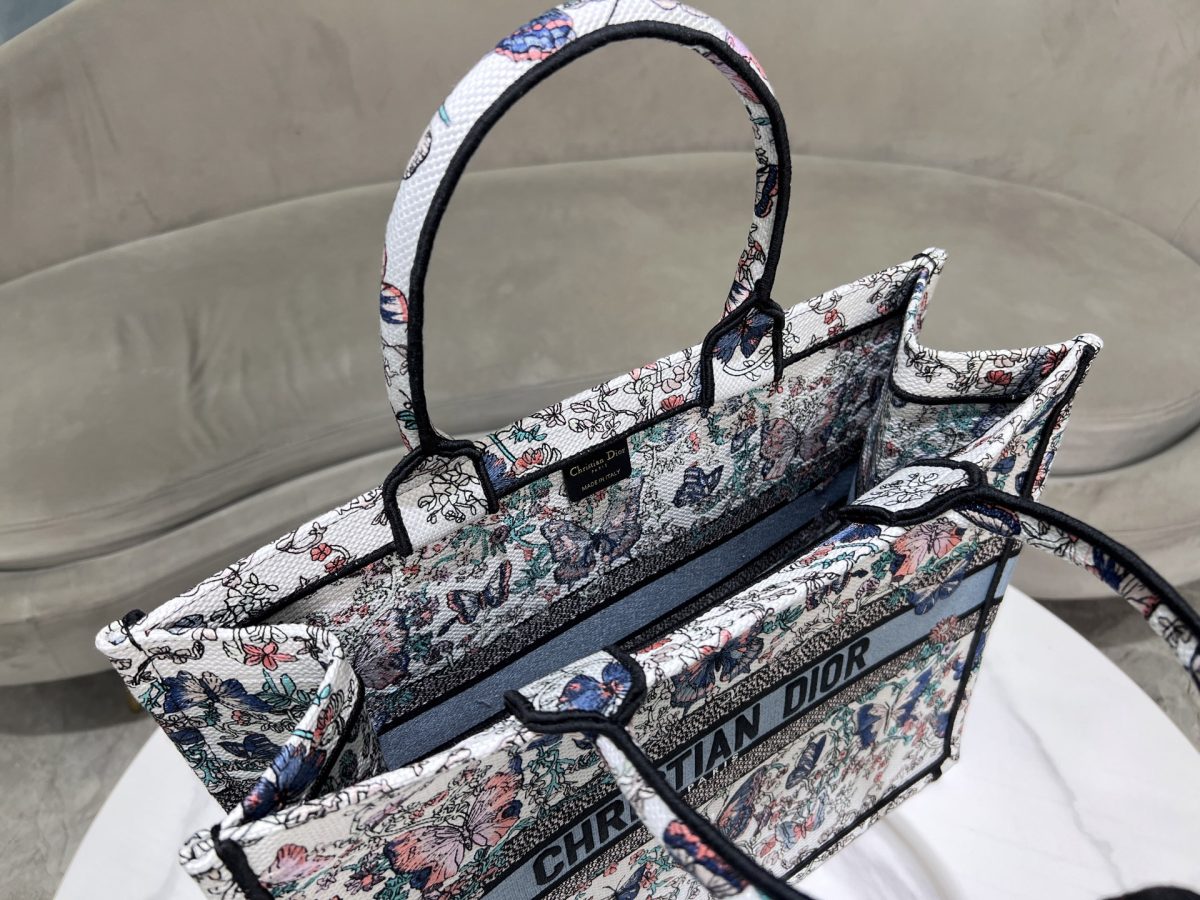 Dior Book Tote Large Bag - Image 8