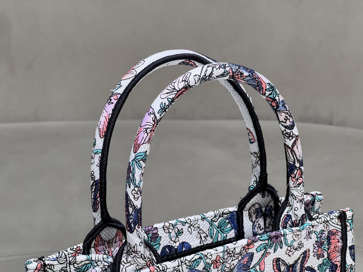 Dior Book Tote Small Bag - Image 7