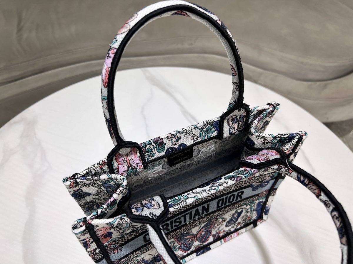Dior Book Tote Small Bag - Image 6
